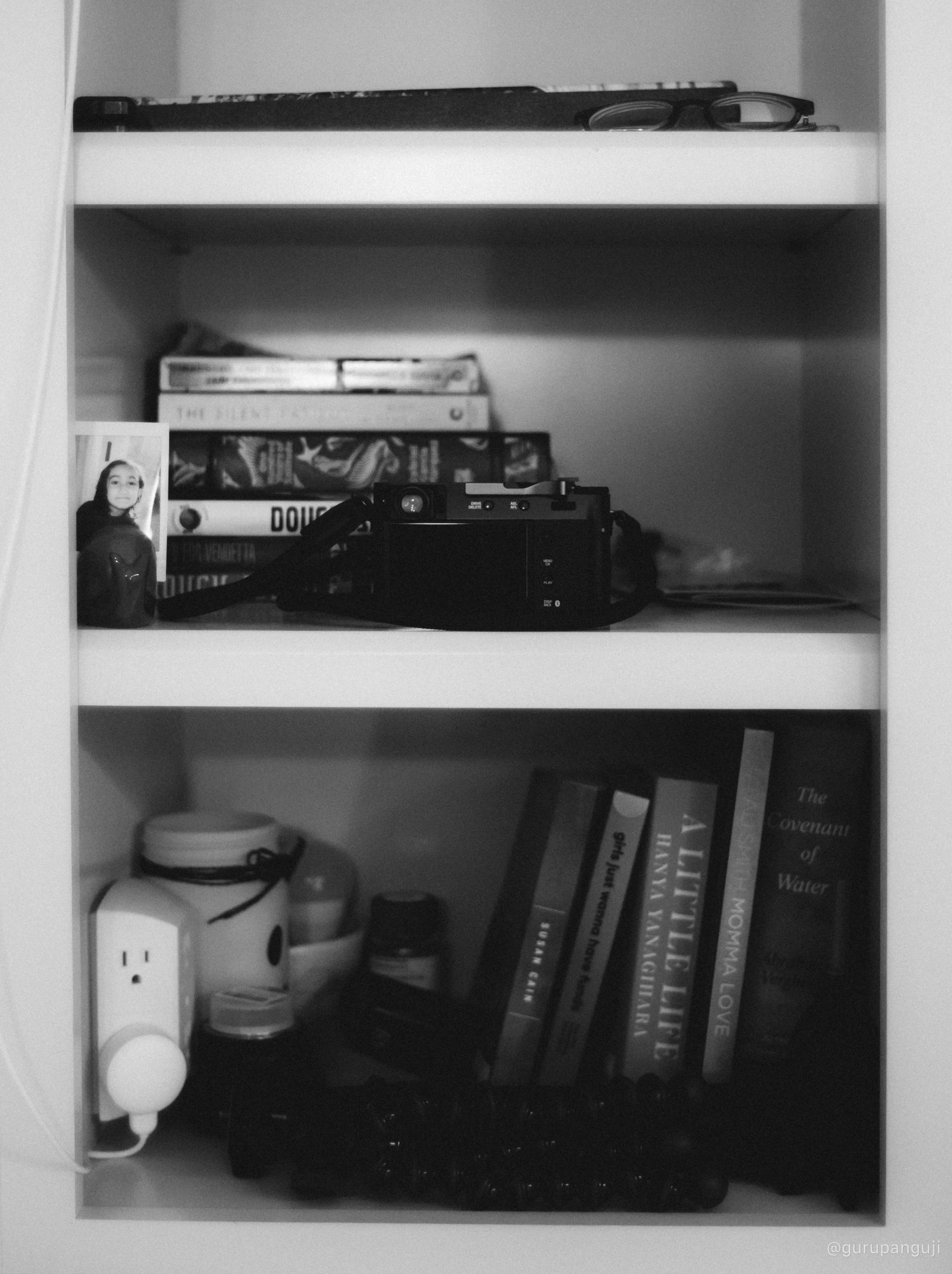Monochrome Fujifilm in-camera look inspired by HP5 tonality